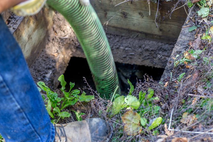 septic tank pumping
